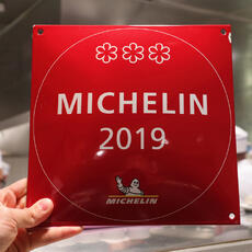 La España rural se llena de estrellas Michelin, mientras se vacía de bares